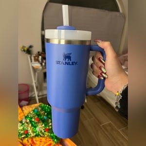 Stanley 40oz Tumbler in Iris 💙